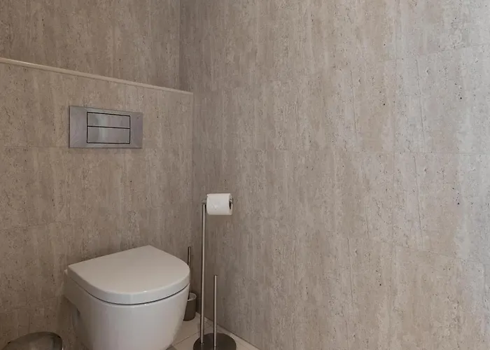 Poolside & Seaview Villa