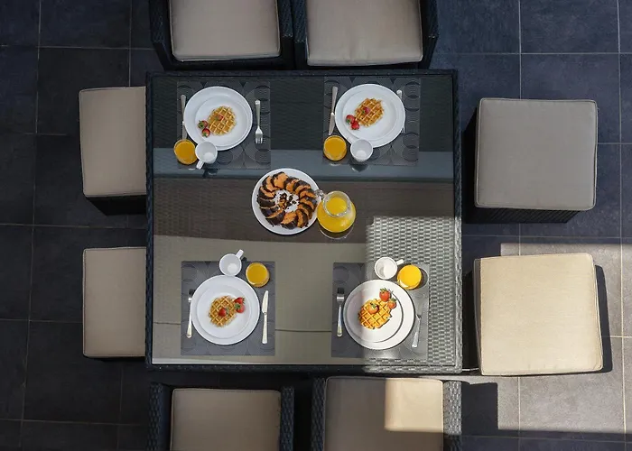 Poolside & Seaview Villa Lourinhã